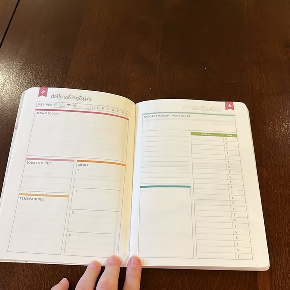 Erin Condren Bundle: Small Clutch, Travel Journal, adhesive monthly tabs, New - Picture 12 of 13